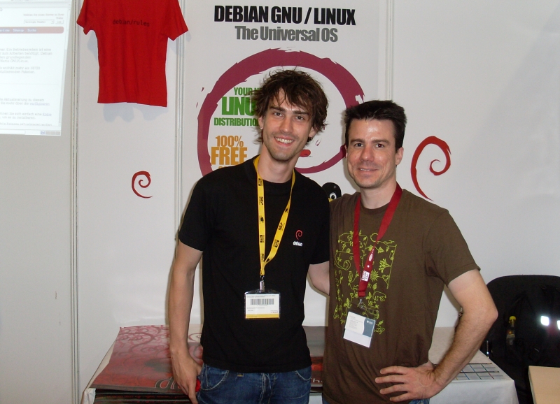 Ian Murdock and Bastian Venthur at Linuxtag
2008